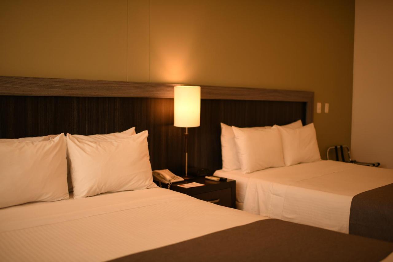 Mi Hotel Sandiego Medellín Buitenkant foto