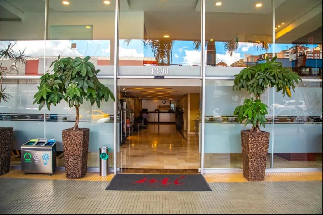 Mi Hotel Sandiego Medellín Buitenkant foto