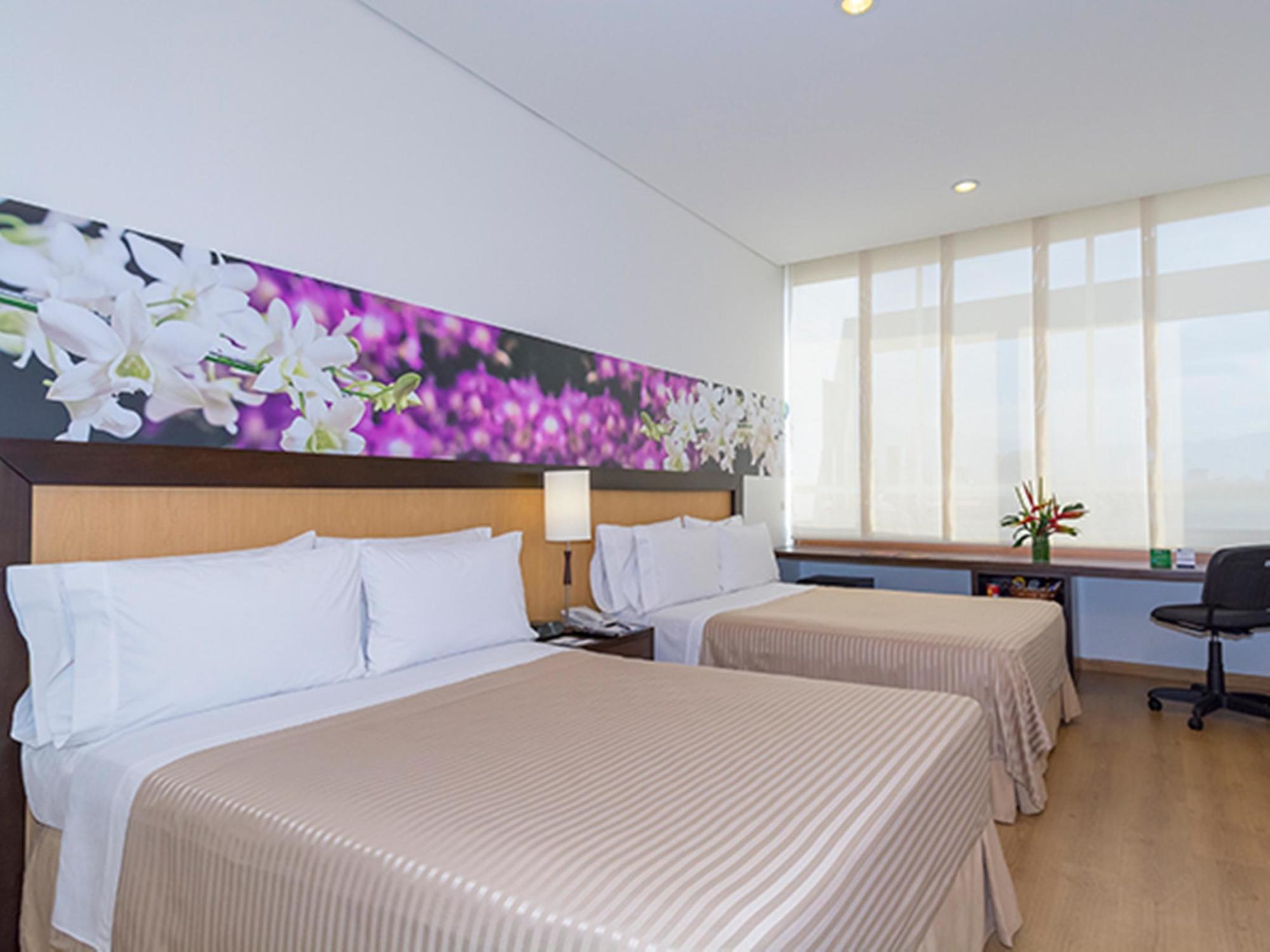 Mi Hotel Sandiego Medellín Buitenkant foto
