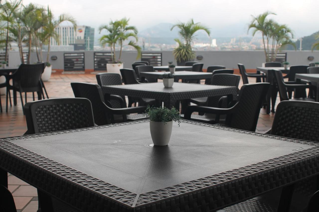 Mi Hotel Sandiego Medellín Buitenkant foto